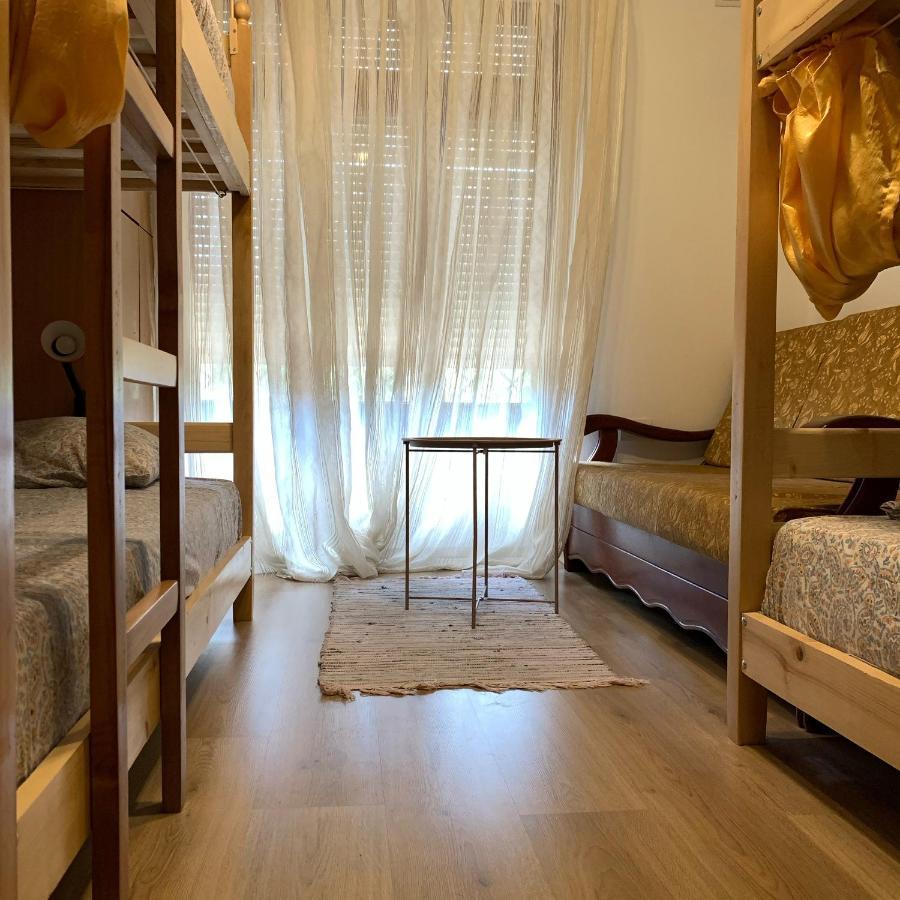The Wanderers Hostel Shkoder Ngoại thất bức ảnh